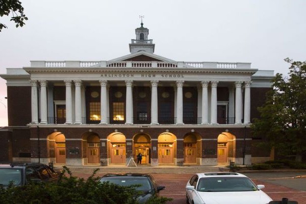 Massachusetts - Trường Trung Học Arlington Public High School - USA
